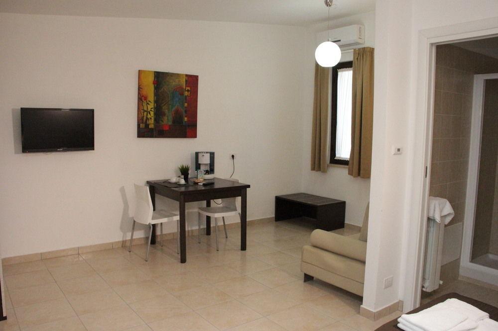 San Michele Apartments&Rooms Catanzaro Exterior photo