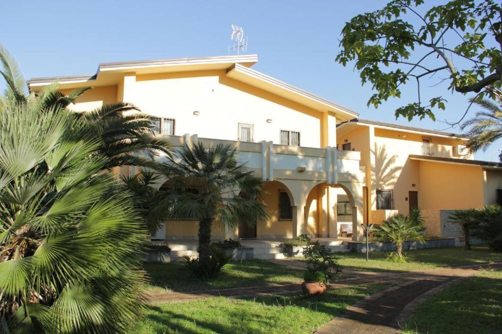 San Michele Apartments&Rooms Catanzaro Exterior photo